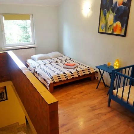 Apartment Familijny Z Garażem